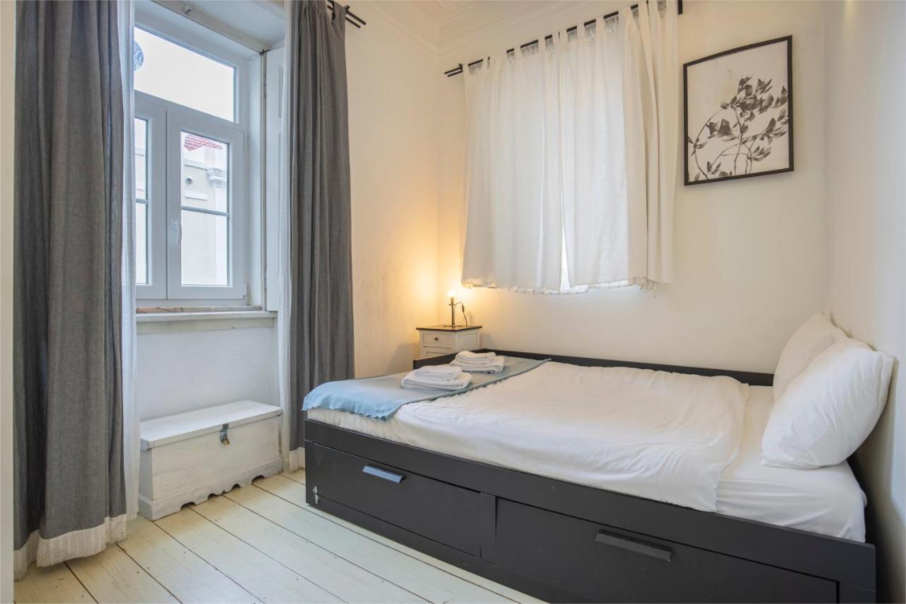 3Bdr Mouraria Apartment By Lovelystay Lisboa エクステリア 写真